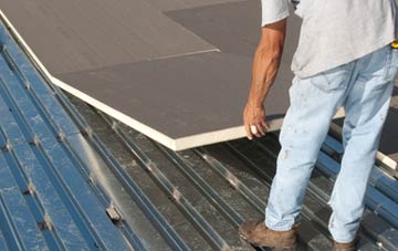 benefits of insulating Rescassa flat roofing